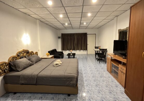 ห้องพัก Superior ที่พักสำหรับครอบครัว DT Residence Apartment อพาร์ตเมนต์ใกล้ชายหาดพัทยา