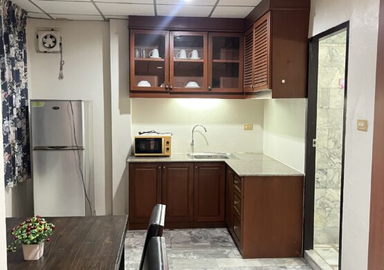 Corner Deluxe Room12