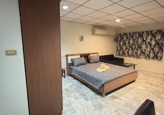 Corner Deluxe Room16